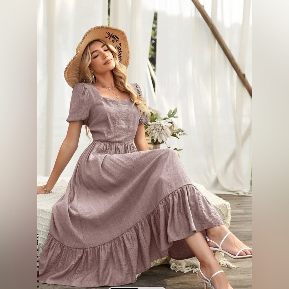 Beautiful Dusty Pink Dress - Picture 3 of 4